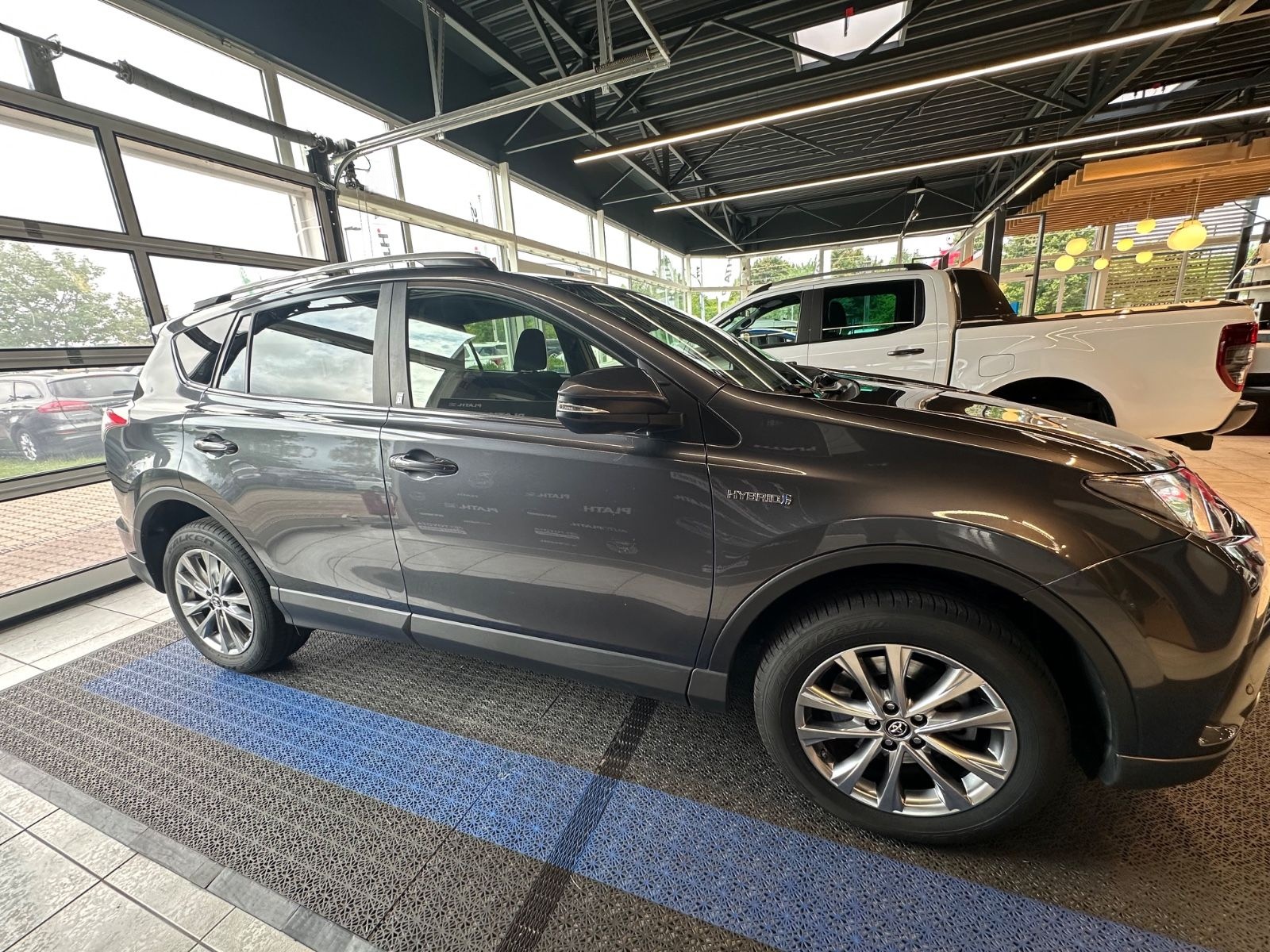 Toyota RAV4 Team D foto 4