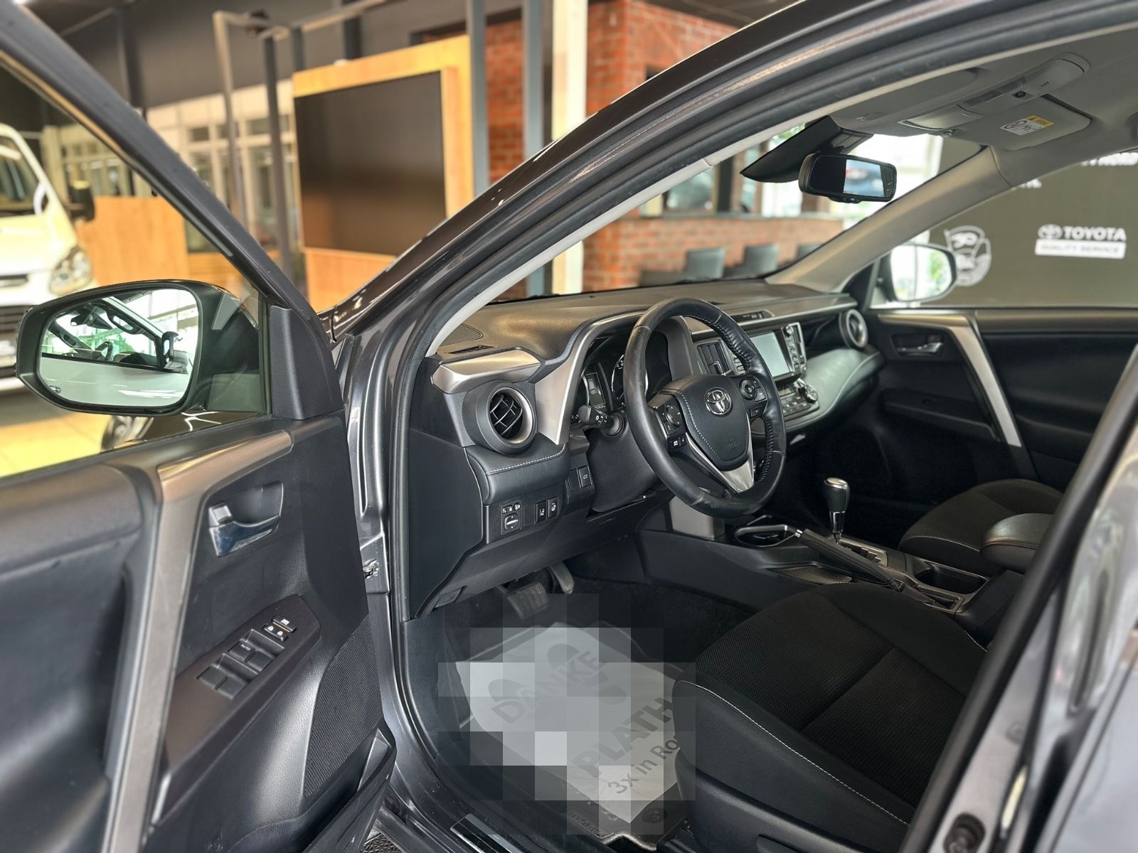 Toyota RAV4 Team D foto 10