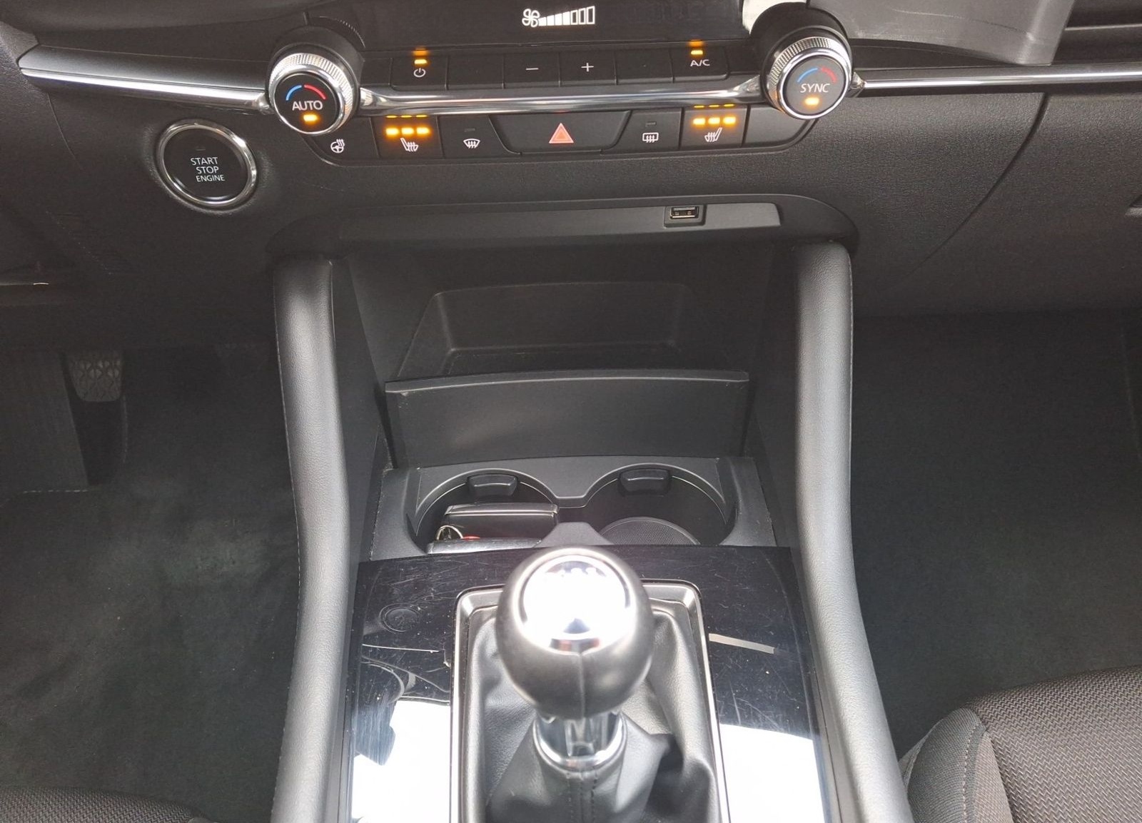 Mazda 3 SKYACTIV 2.0 Selection Matrix Kamera HuD foto 15