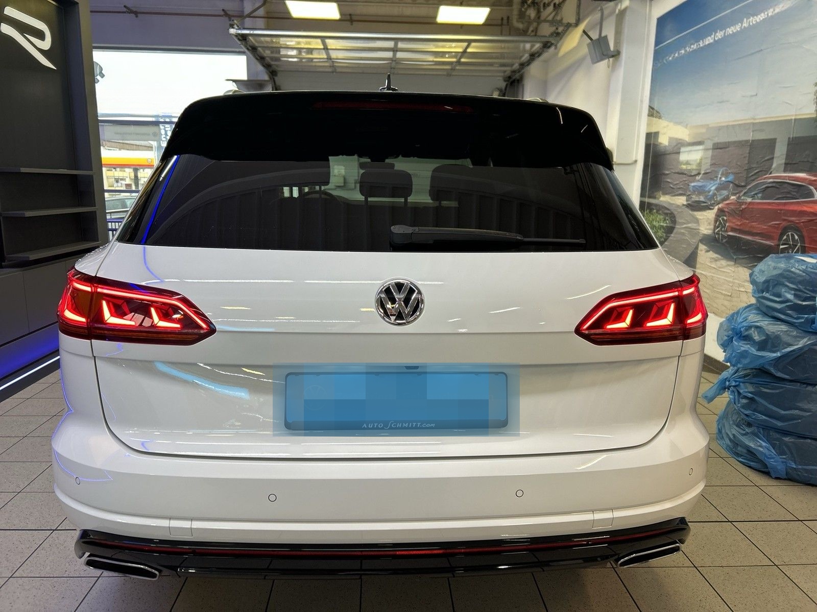 Volkswagen Touareg 4.0 TDI V8 Automatik R-Line 4M+LED+HUD foto 7