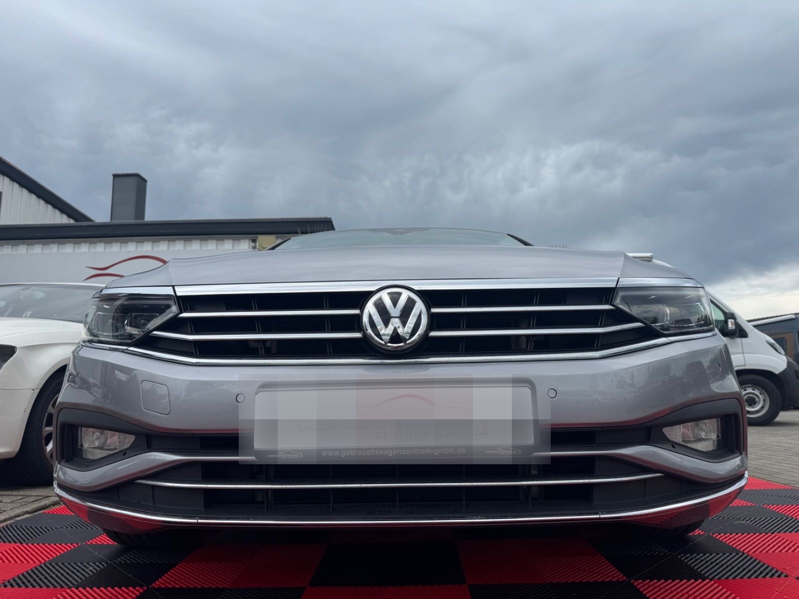 Volkswagen Passat 2,0 TDI Variant Elegance*IQ.Light*Kamera* foto 3