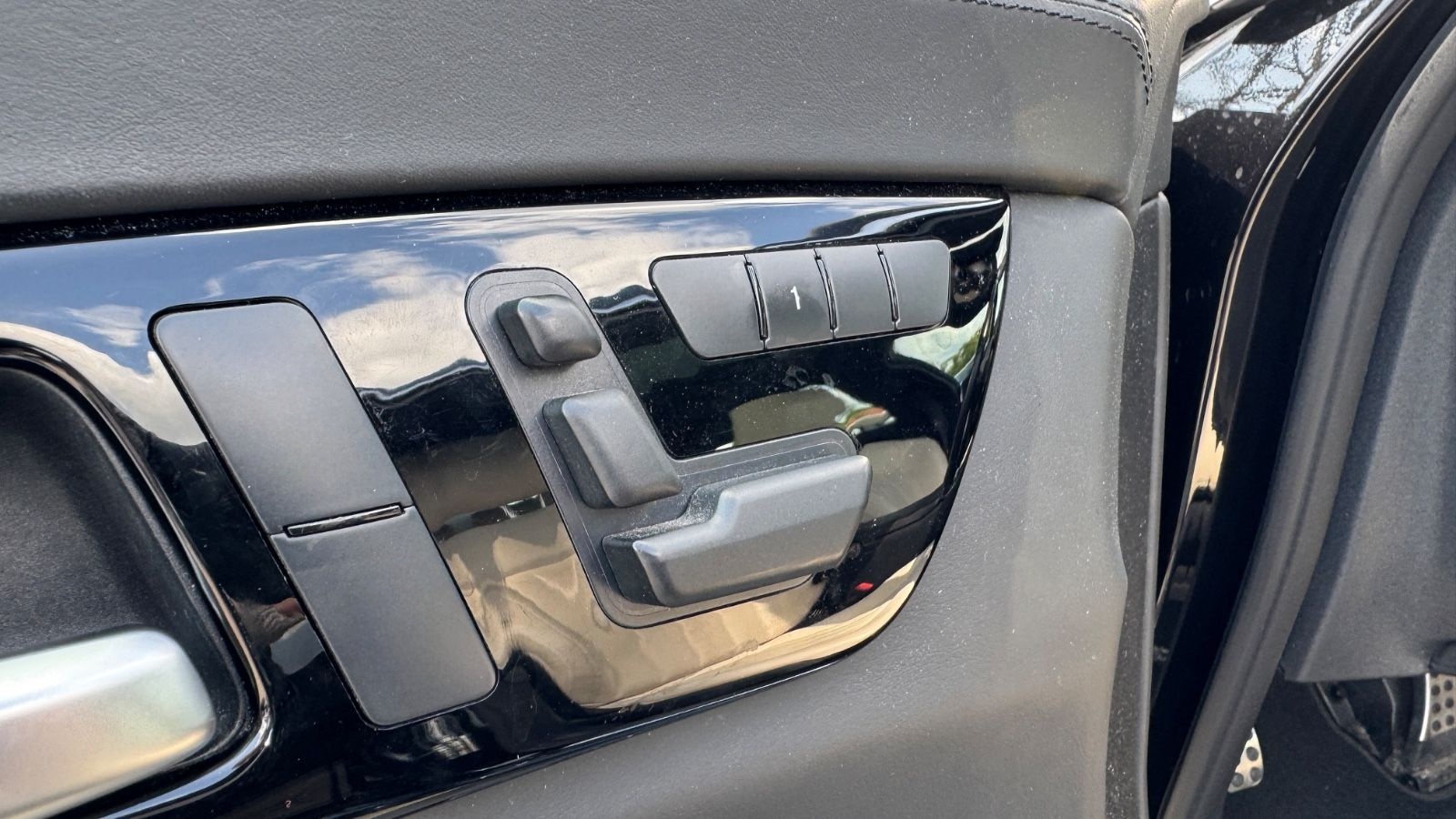 Mercedes-Benz CLS 500 4Matic AMG LINE | H&K | PANO |NACHTSICHT foto 10