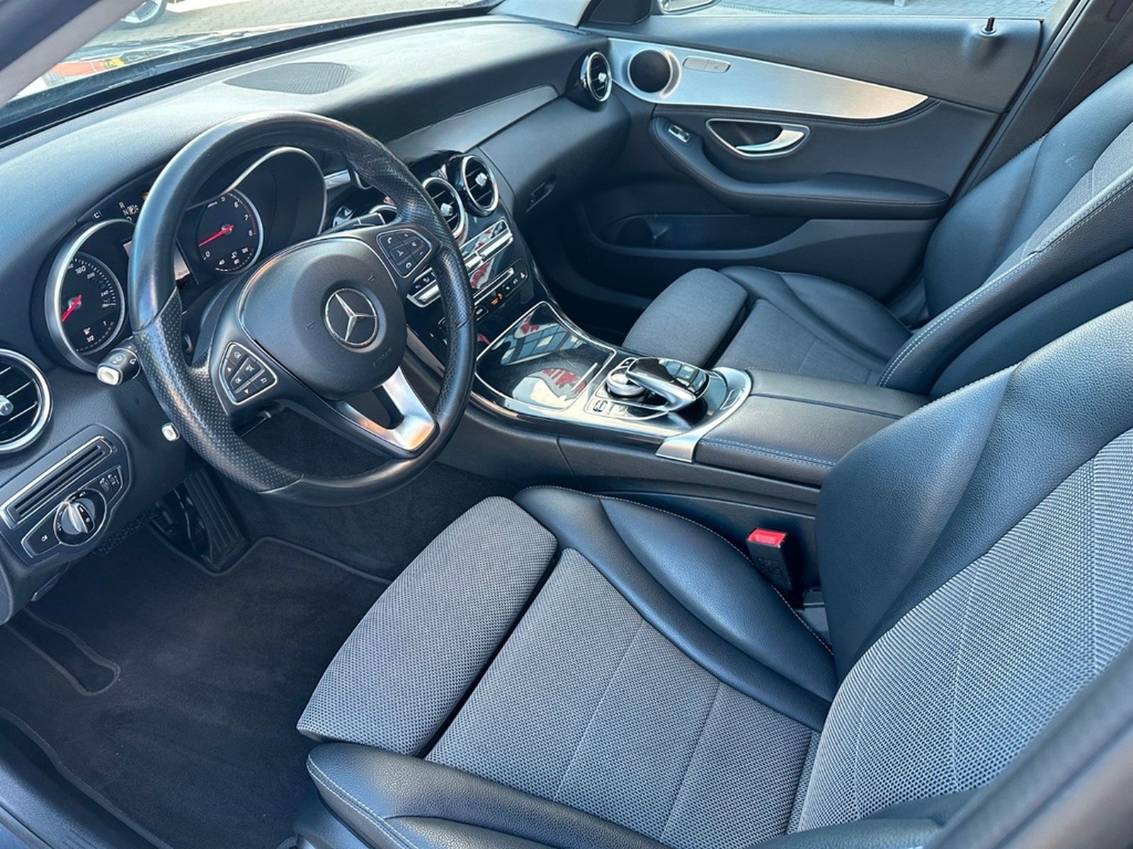 Mercedes-Benz C180 CGI Lim. Avantgarde*NAV*KLIMA*SZH*TEMPO*PDC foto 11
