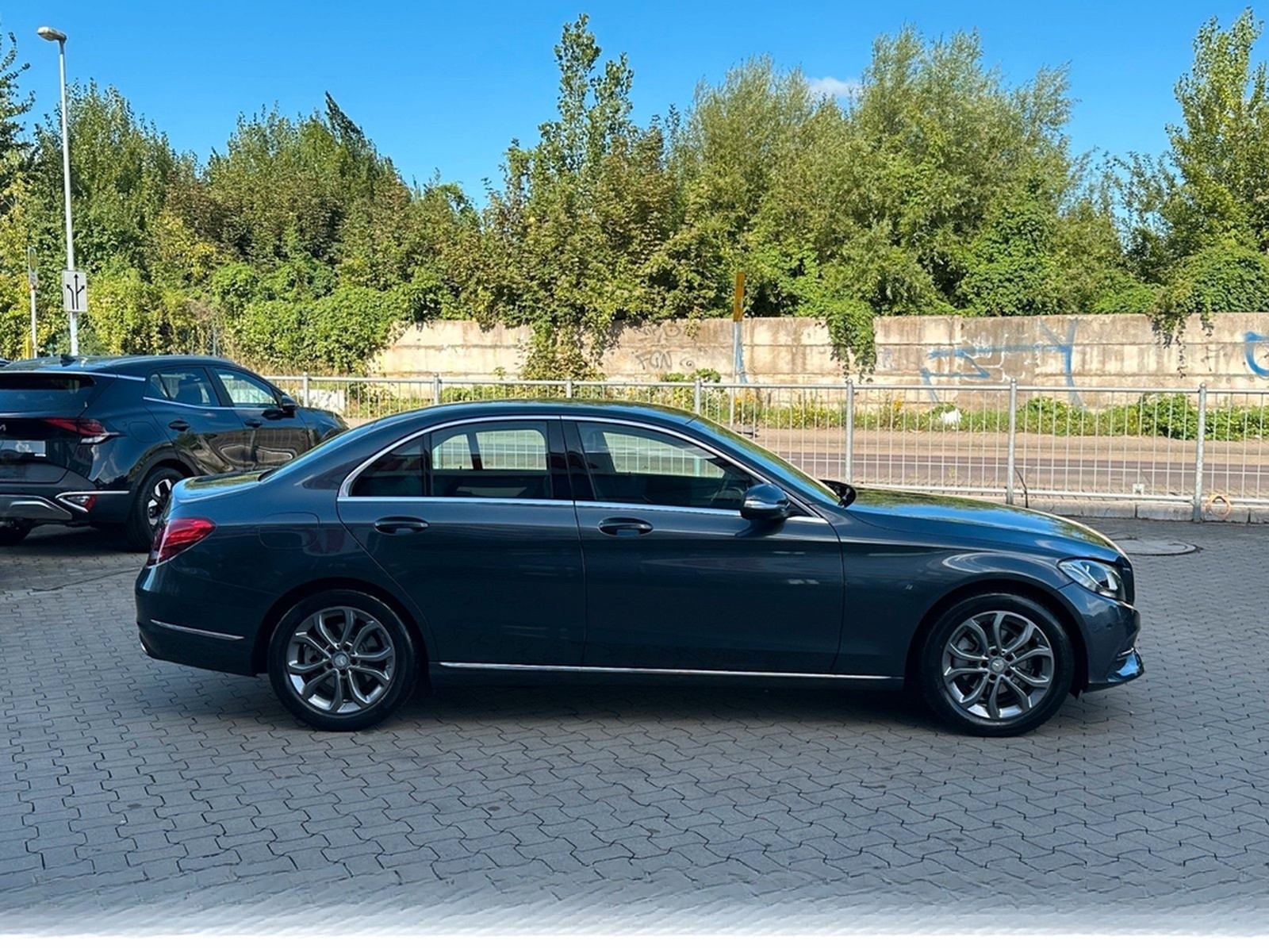 Mercedes-Benz C180 CGI Lim. Avantgarde*NAV*KLIMA*SZH*TEMPO*PDC foto 5