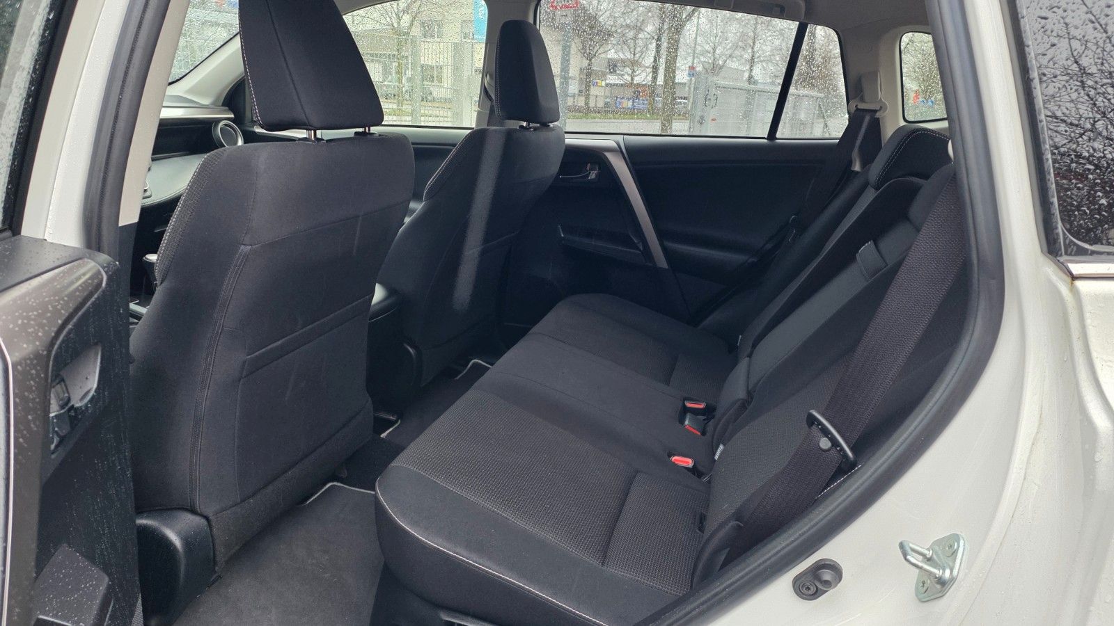 Toyota RAV 4 Team D foto 4