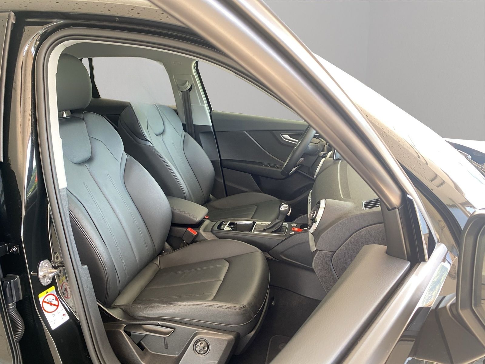 Audi Q2 advanced (NAVI.PDC.SHZ.virtual cockpit) 40 TF foto 6