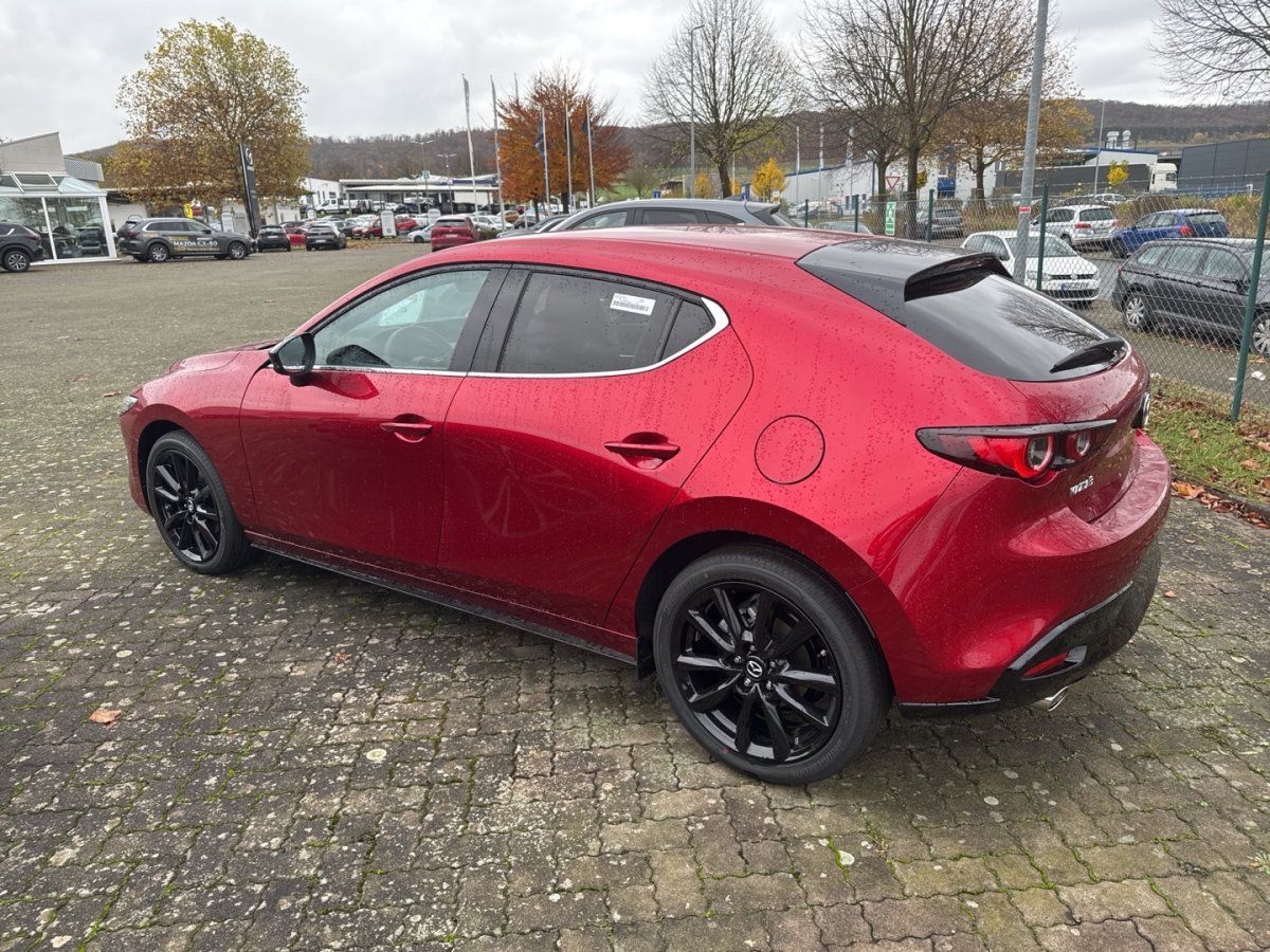 Mazda 3 2.5L e-SKYACTIV G 140ps foto 2