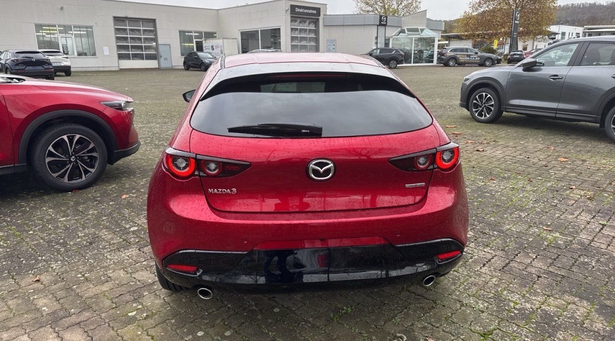 Mazda 3 2.5L e-SKYACTIV G 140ps foto 3