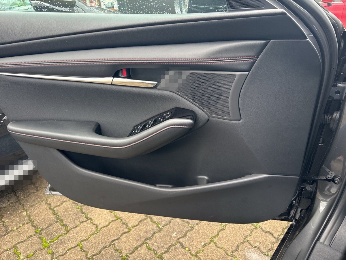 Mazda 3 2.5L e-SKYACTIV G 140ps foto 7