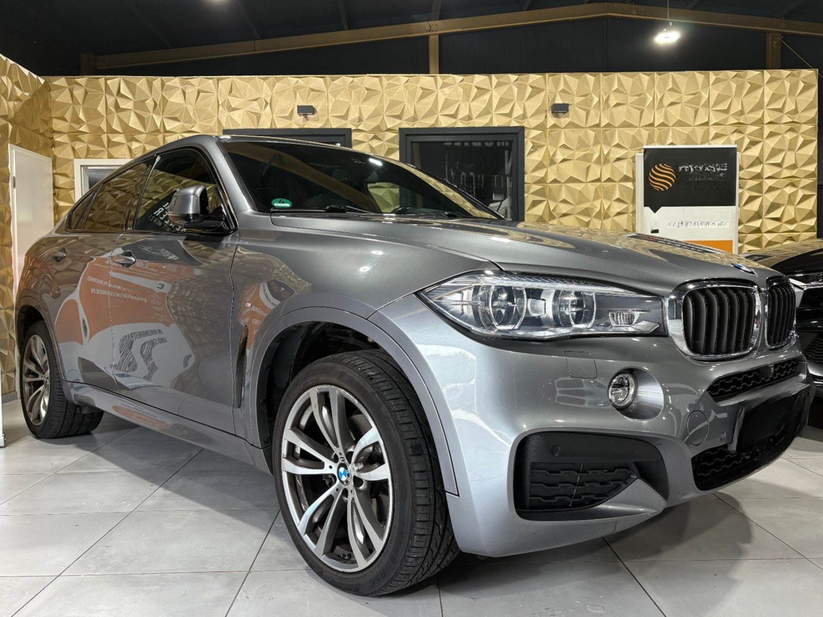 BMW X6 xDrive 30 d/360°/PANO/HEAD-UP/NAVI/MEMORY/SHZ foto 3