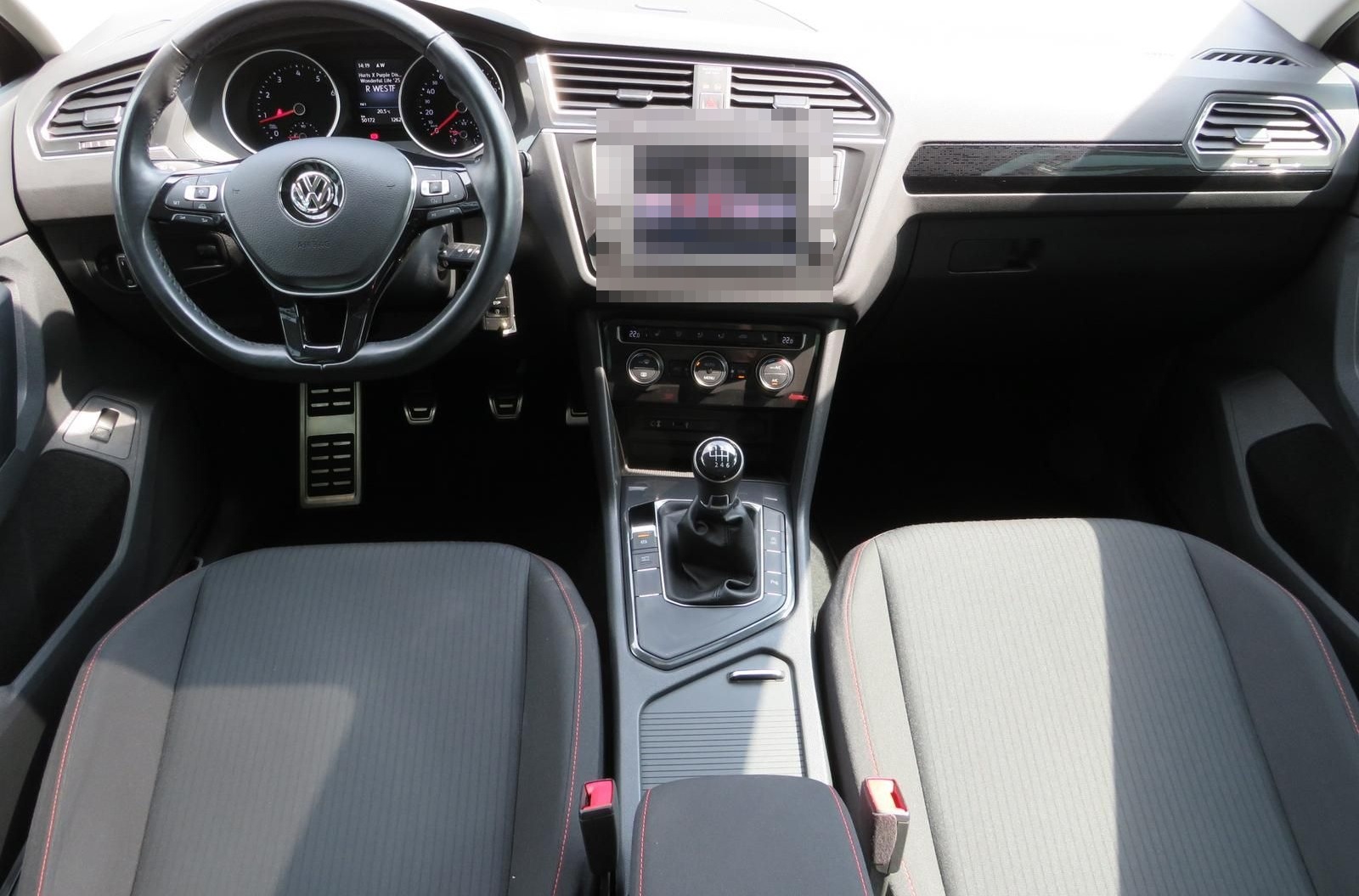 Volkswagen Tiguan 1.4 TSI SOUND AHK Panorama Navi Ganzjahr foto 16