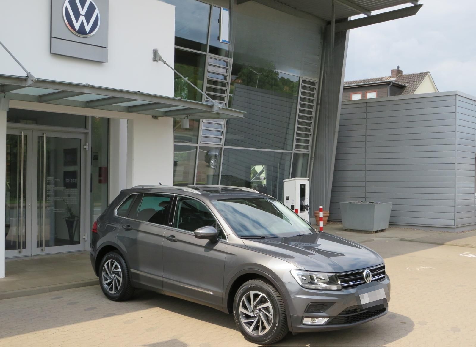 Volkswagen Tiguan 1.4 TSI SOUND AHK Panorama Navi Ganzjahr foto 4
