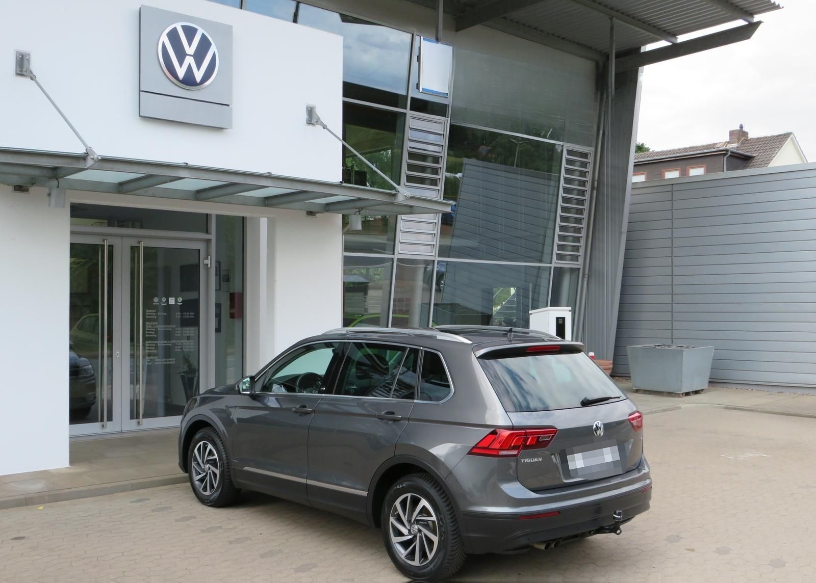 Volkswagen Tiguan 1.4 TSI SOUND AHK Panorama Navi Ganzjahr foto 8