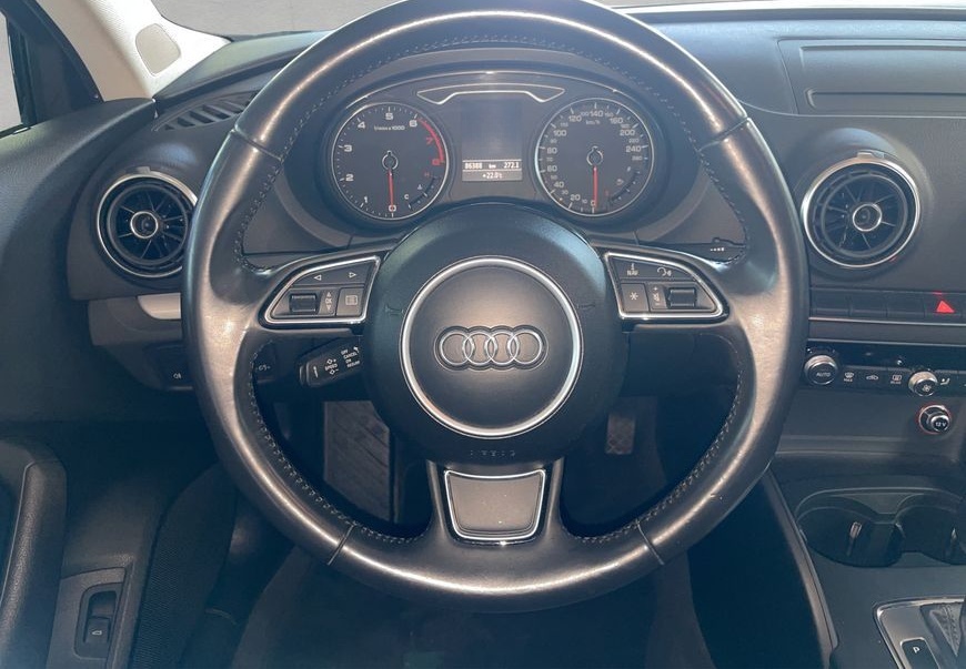 Audi A3 2,0 TFSi Limousine S tronic Pano foto 10