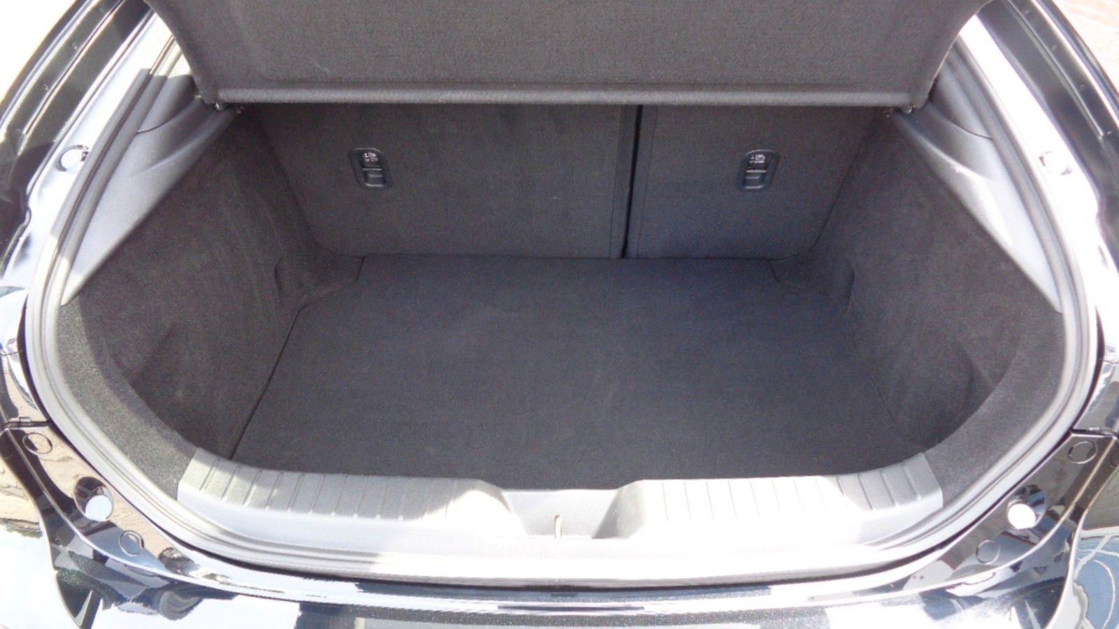 Mazda 3 Exclusive-Line 186 AT foto 13