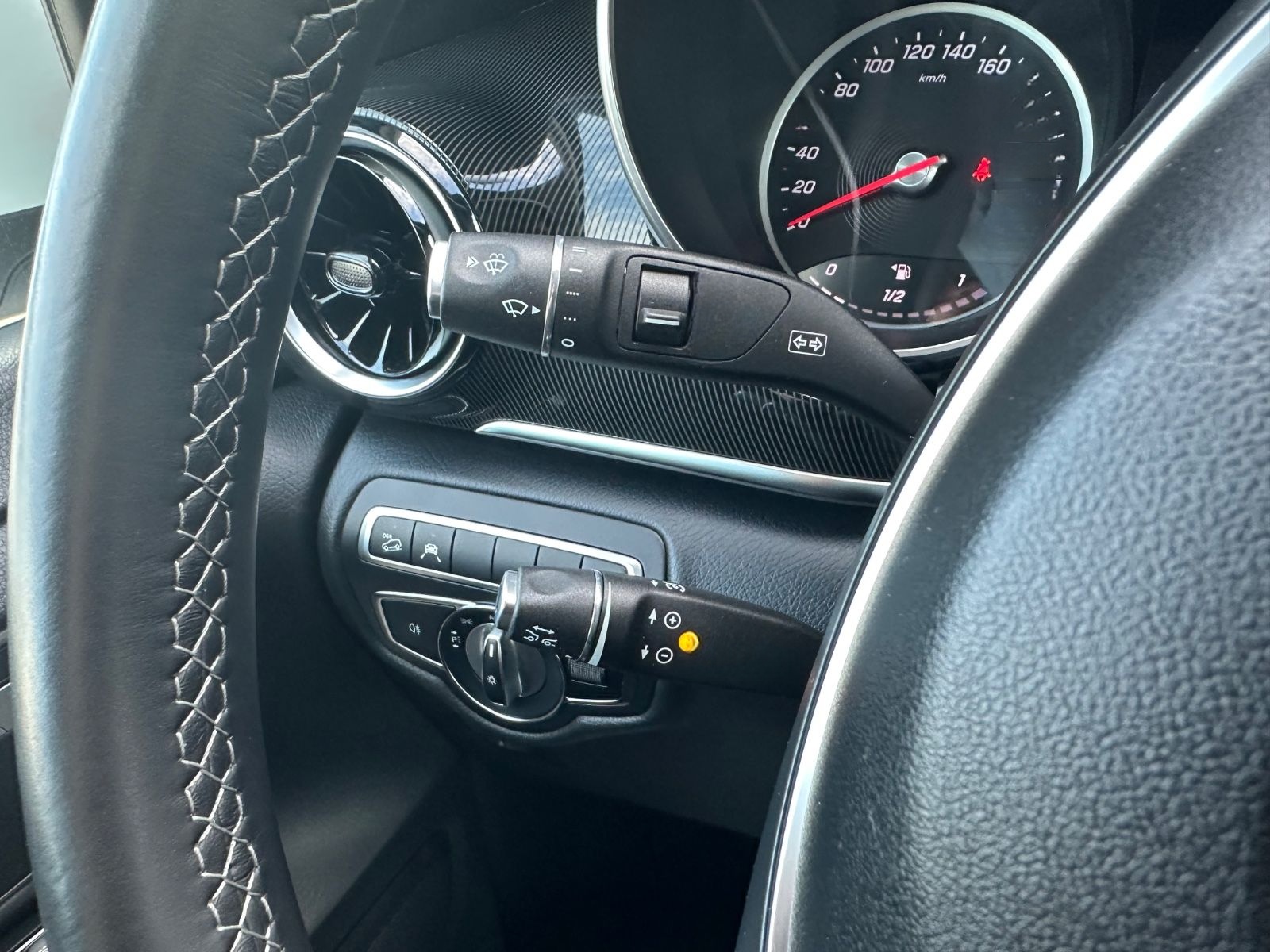 Mercedes-Benz V220 d LANG 4M 9G WEBASTO NAVI MBUX AHK 7-SITZER foto 12