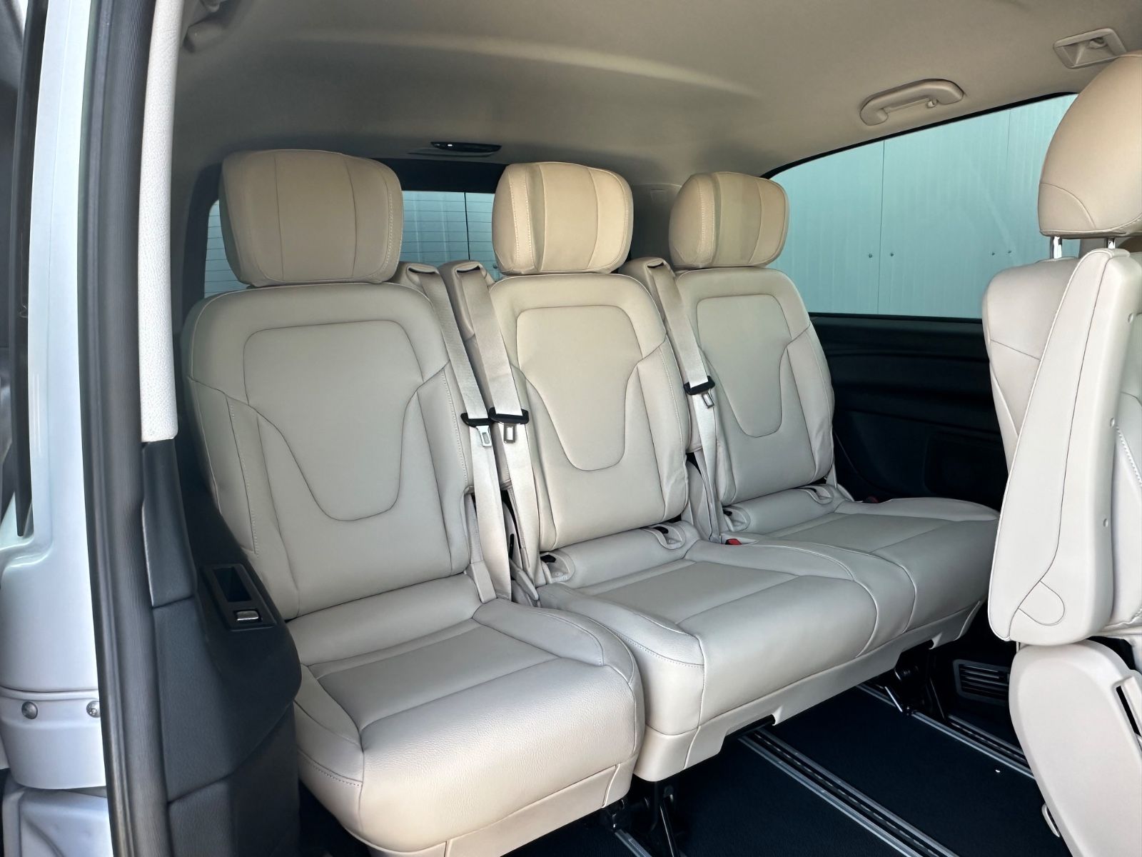 Mercedes-Benz V220 d LANG 4M 9G WEBASTO NAVI MBUX AHK 7-SITZER foto 9