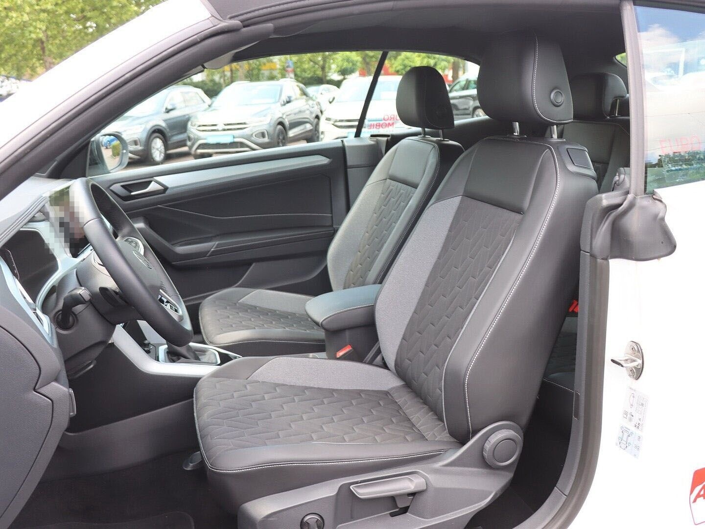 Volkswagen T-Roc Cabriolet GOAL 1.5 TSI OPF DSG ACC/LED PLU foto 13