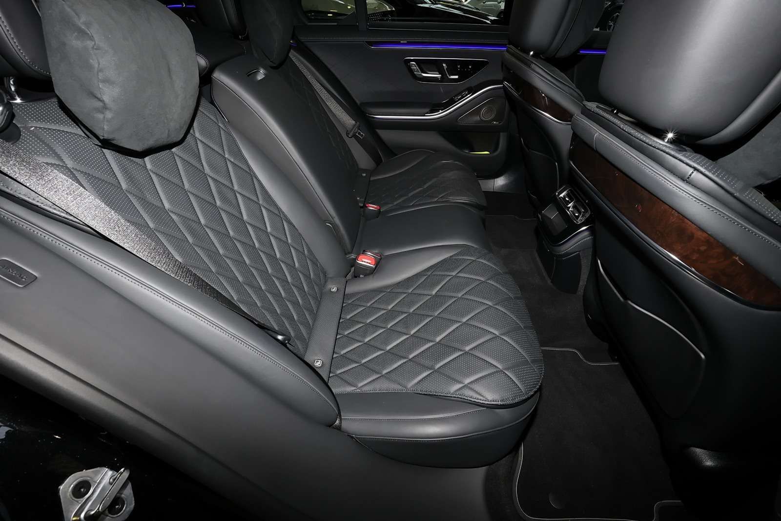 Mercedes-Benz S 400 d 4MATIC AHK+PANORAMA+DISTRONIC+360°+19" foto 6