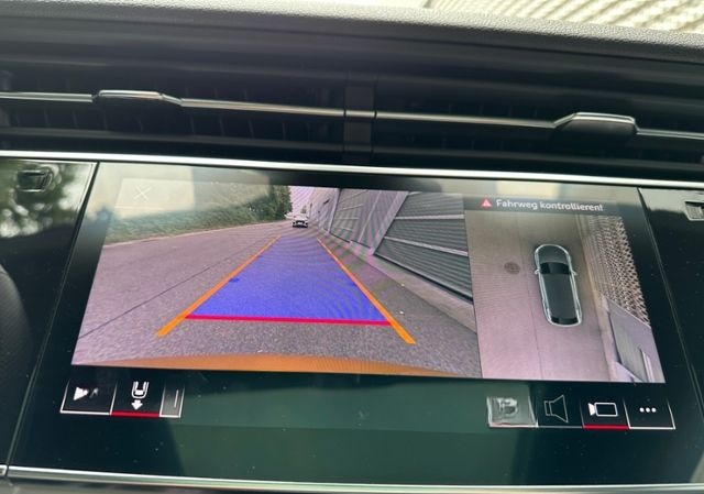 Audi SQ8 TFSI KERAMIK HUD B&O AHK 23" foto 24