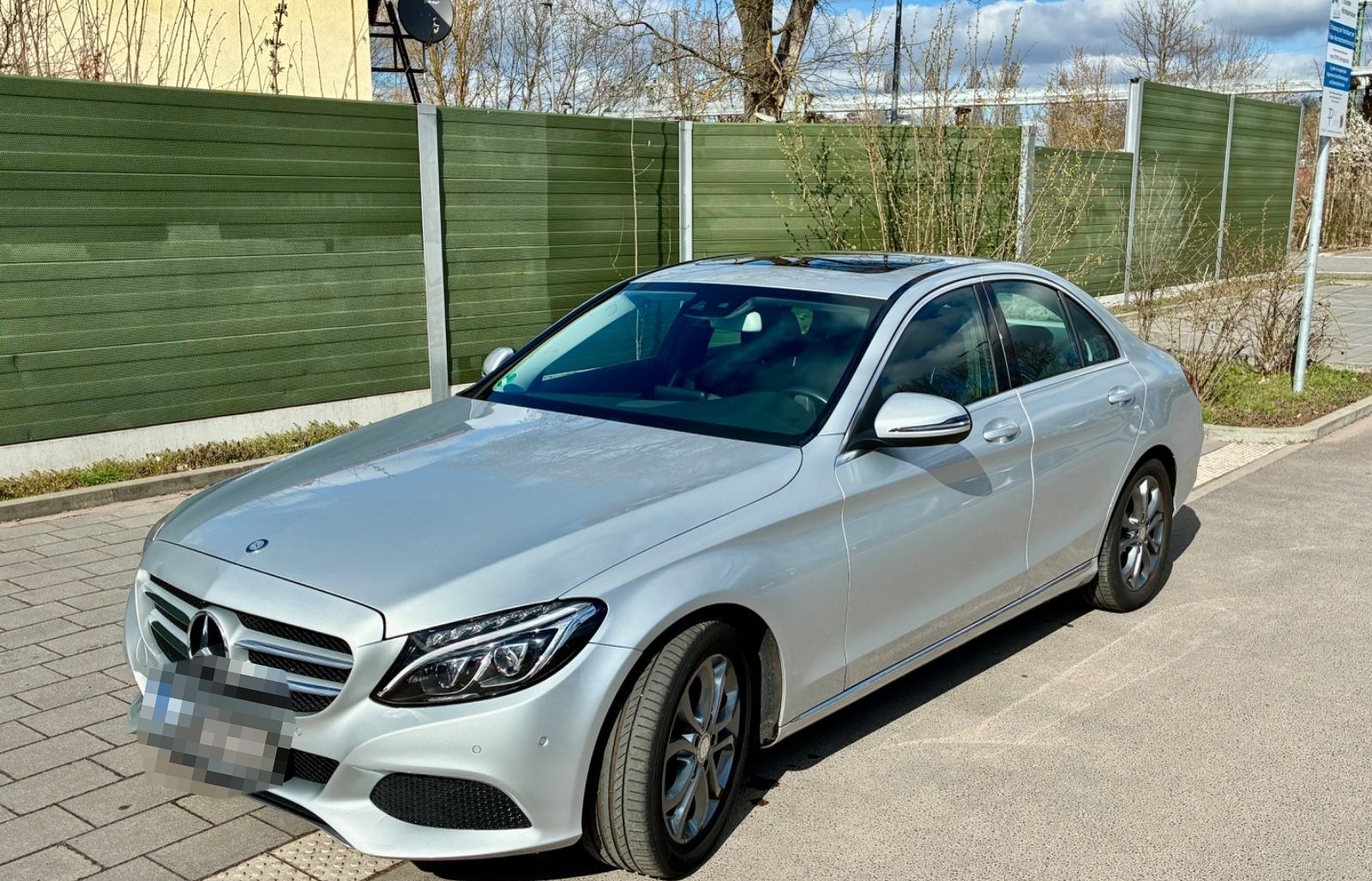 Mercedes-Benz C 180 Avantgarde, Autom., int.LED, Navi, AHK uvm foto 2