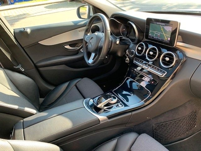 Mercedes-Benz C 180 Avantgarde, Autom., int.LED, Navi, AHK uvm foto 9