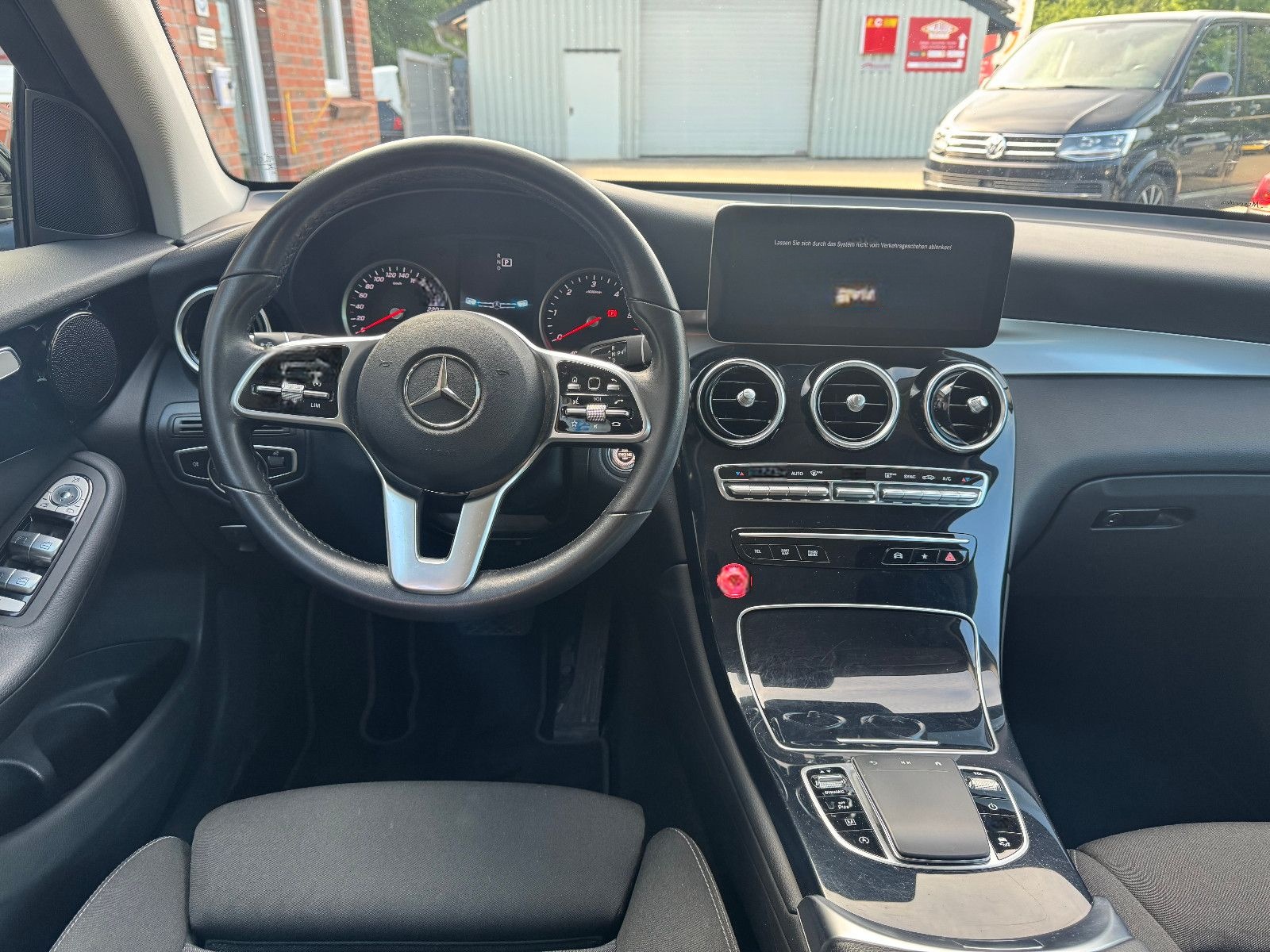 Mercedes-Benz GLC 220 d 4Matic  1.-HAND TEMP. AHK LED SHZ foto 7