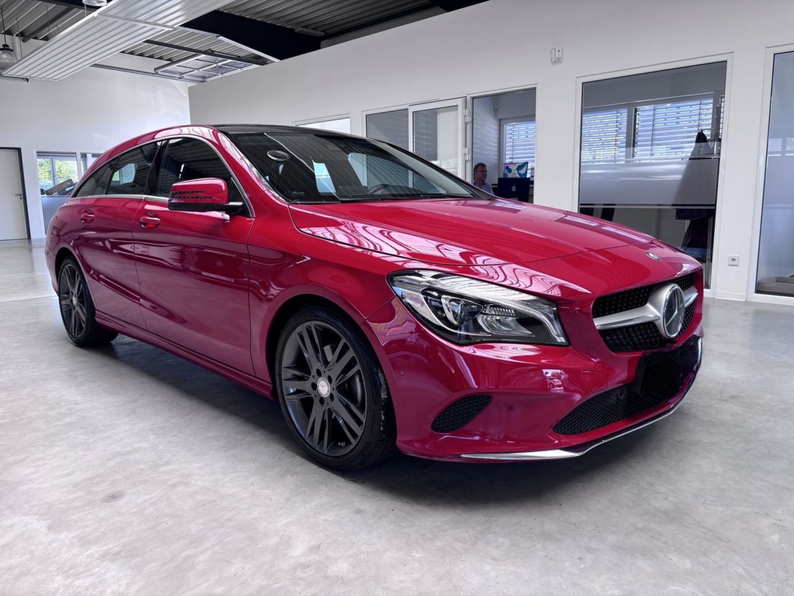Mercedes-Benz CLA 200 SHOOTING BRAKE AUTOMAT+PANO+NAV+LED+DIST foto 22