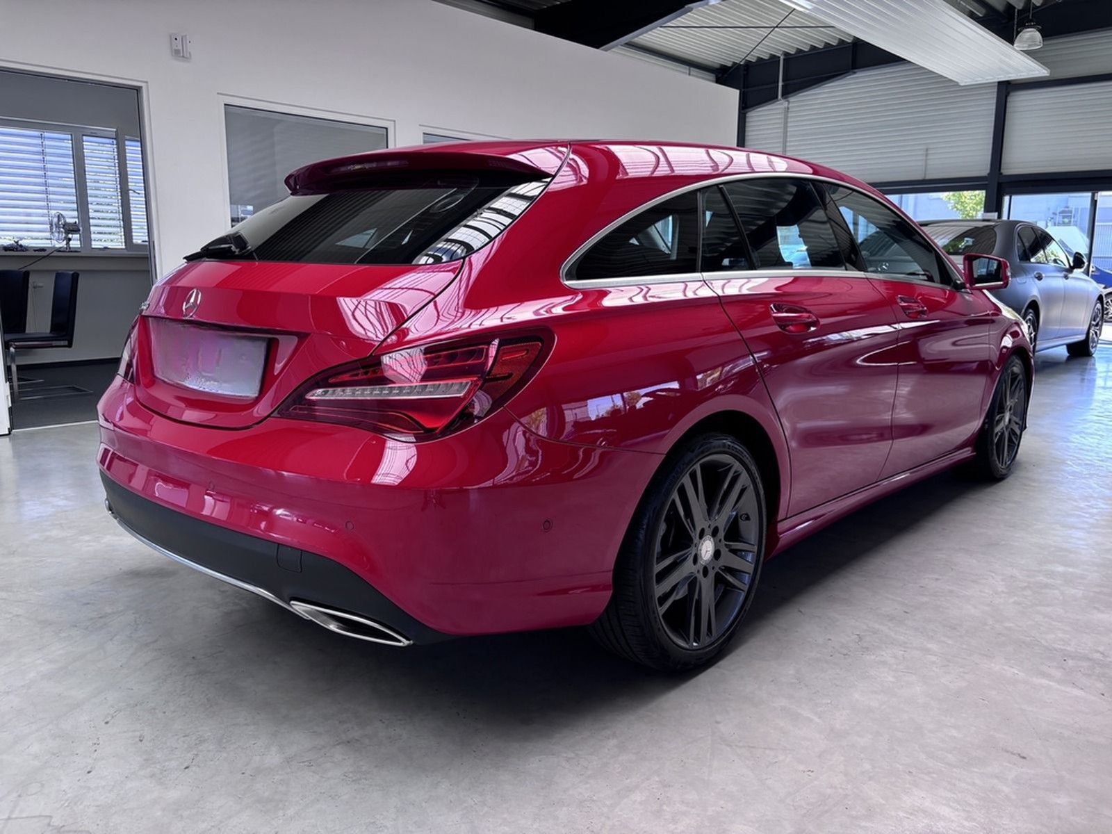 Mercedes-Benz CLA 200 SHOOTING BRAKE AUTOMAT+PANO+NAV+LED+DIST foto 8