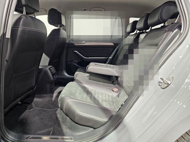 Volkswagen Passat 4Motion Sport Led Navi Leder AHK Kamera foto 15