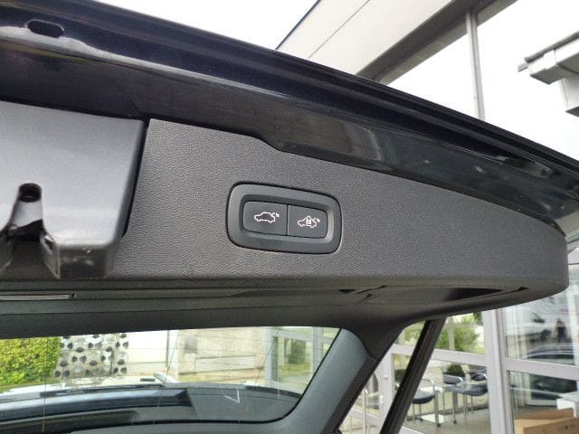 Volvo V60 Plus Bright B4 Aut.EU6d LEDER GOOGLE BLIS foto 5