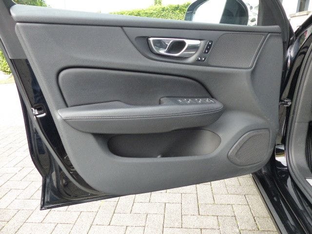 Volvo V60 Plus Bright B4 Aut.EU6d LEDER GOOGLE BLIS foto 6