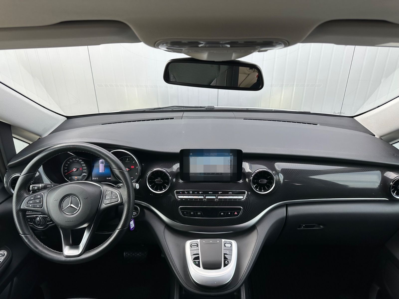 Mercedes-Benz V220 d LANG 4M 9G WEBASTO NAVI MBUX AHK 8-SITZER foto 22