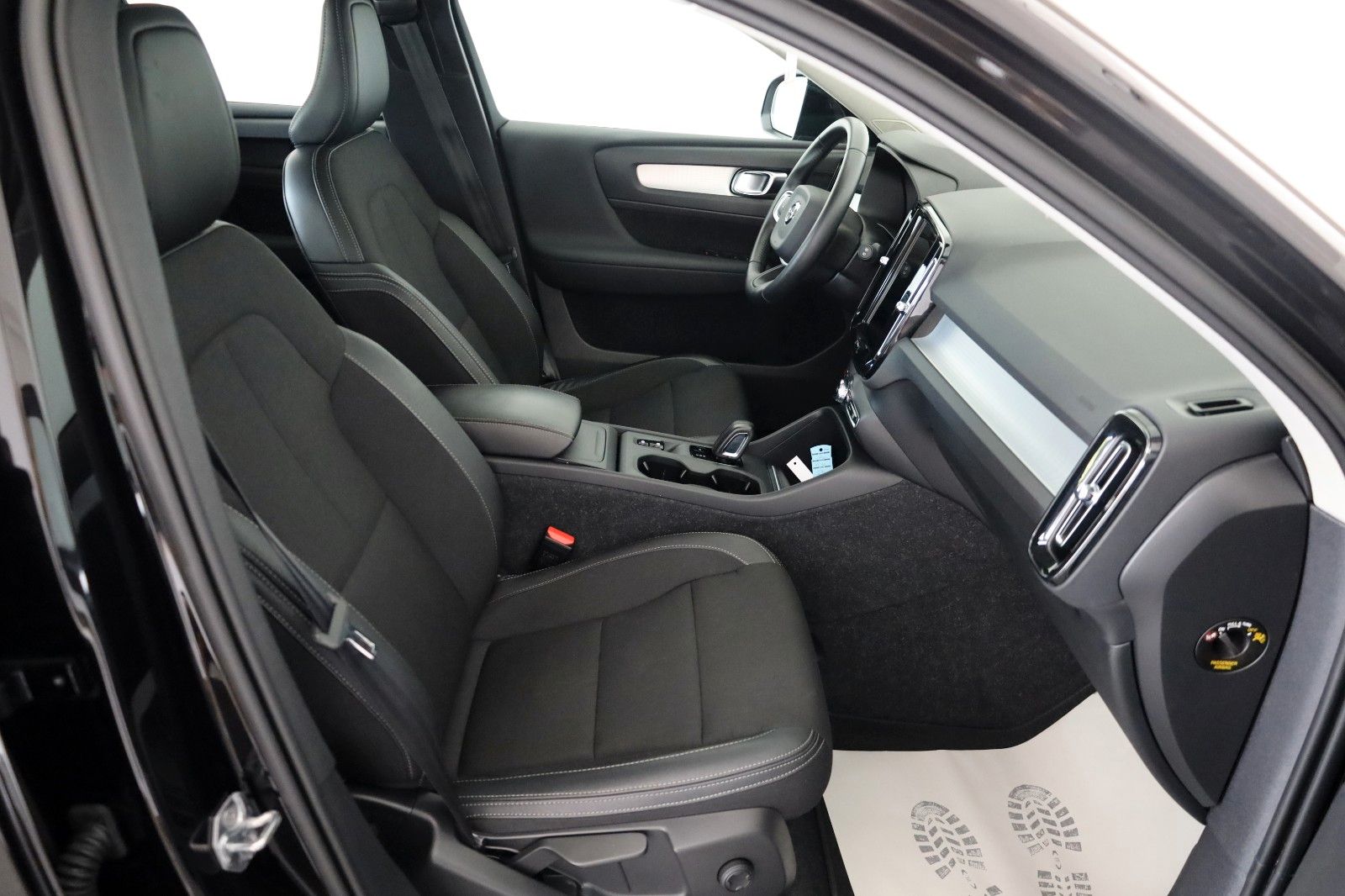 Volvo XC40 D3 Momentum Pro,T.Leder,Navi,LED,Kamera, foto 5