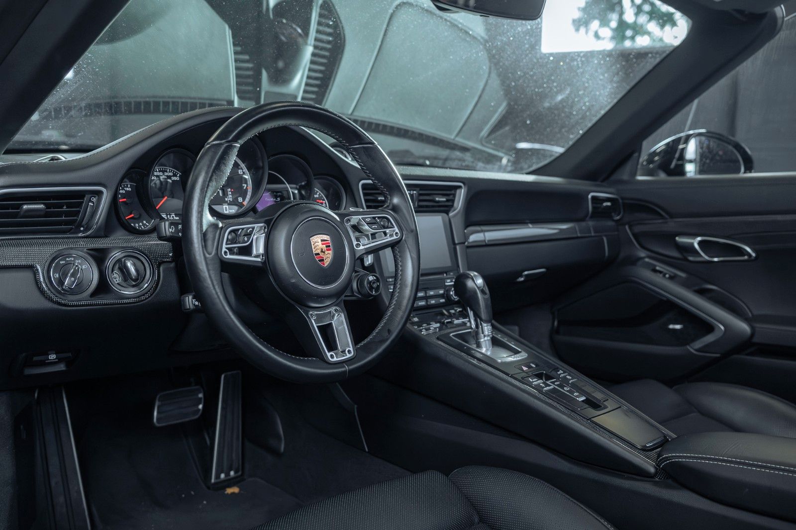 Porsche 911 Turbo S Cabriolet/Carbon Brakes/BOSE/AeroKit foto 13