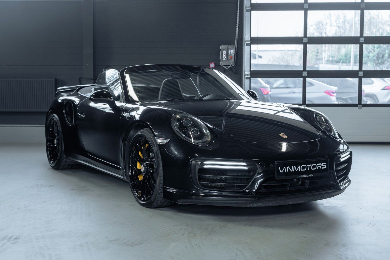 Porsche 911 Turbo S Cabriolet/Carbon Brakes/BOSE/AeroKit foto 3