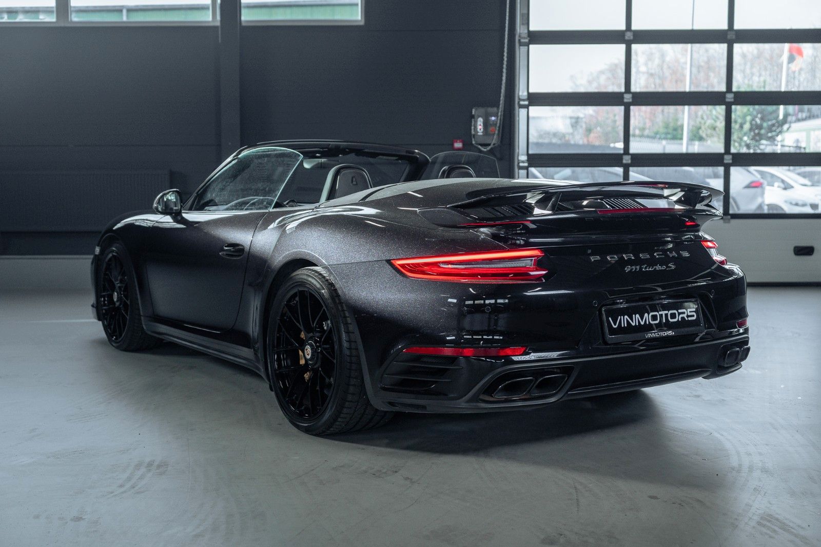 Porsche 911 Turbo S Cabriolet/Carbon Brakes/BOSE/AeroKit foto 6