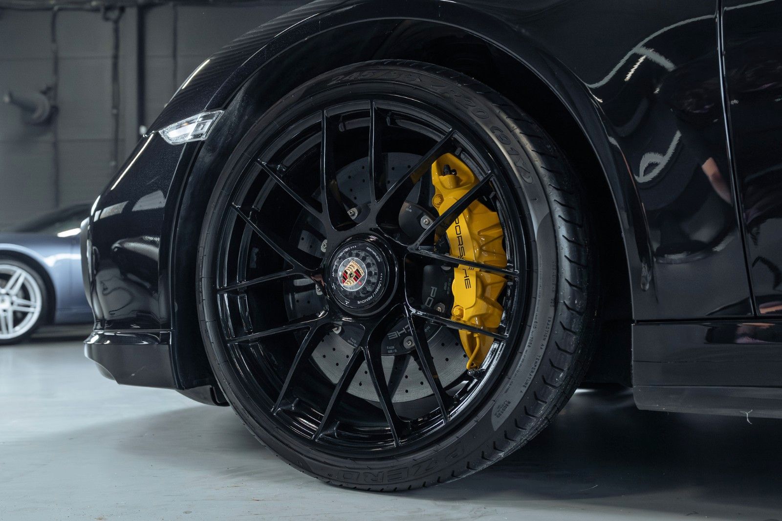 Porsche 911 Turbo S Cabriolet/Carbon Brakes/BOSE/AeroKit foto 10