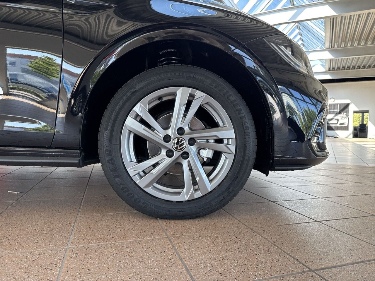 Volkswagen Polo 1.0 TSI R-Line *Navi*IQ.Drive*IQ.Light* foto 11