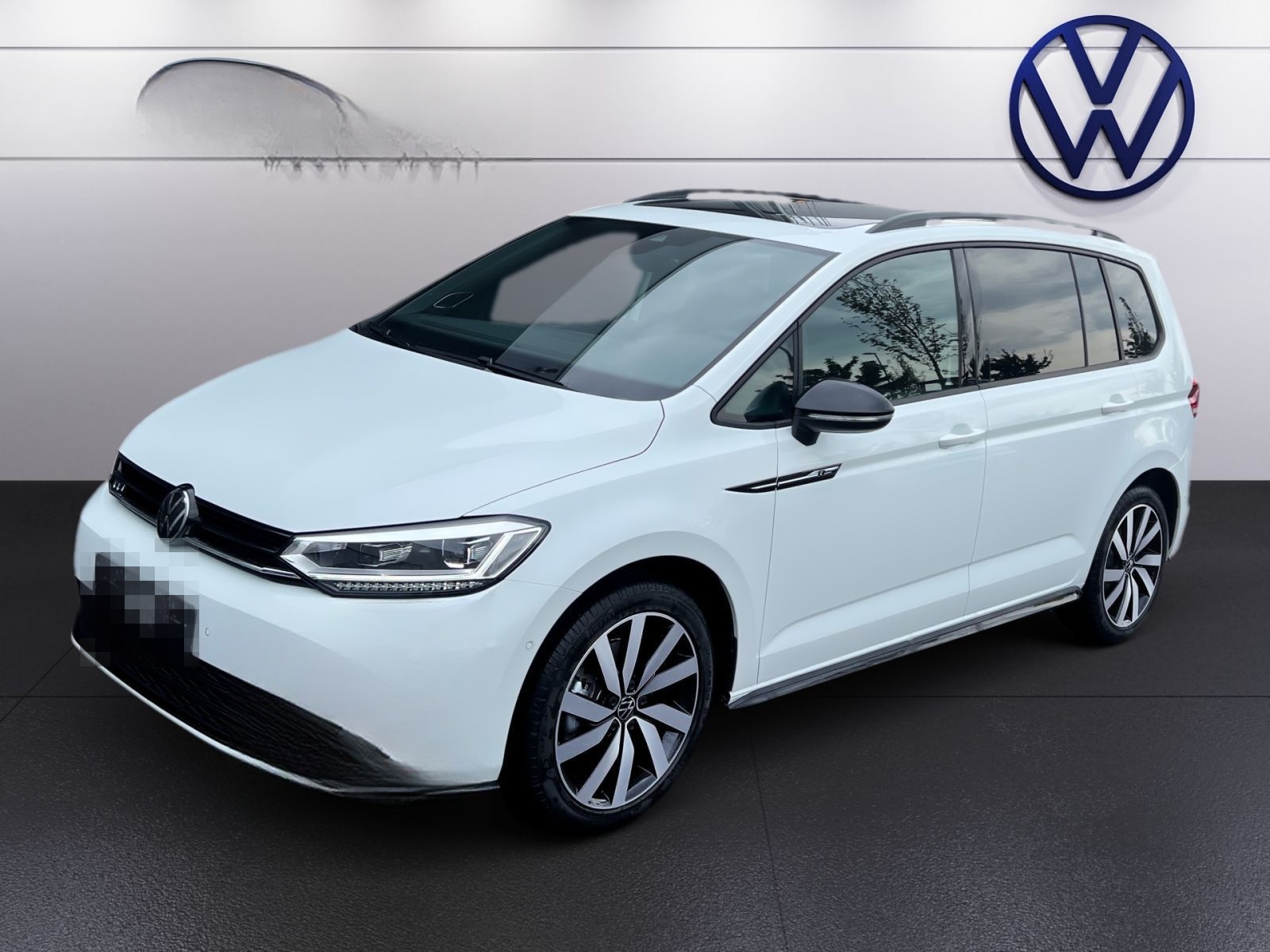 Volkswagen Touran 1.5 TSI DSG R-Line AHK*NAV*18Z*LED*APP* foto 3