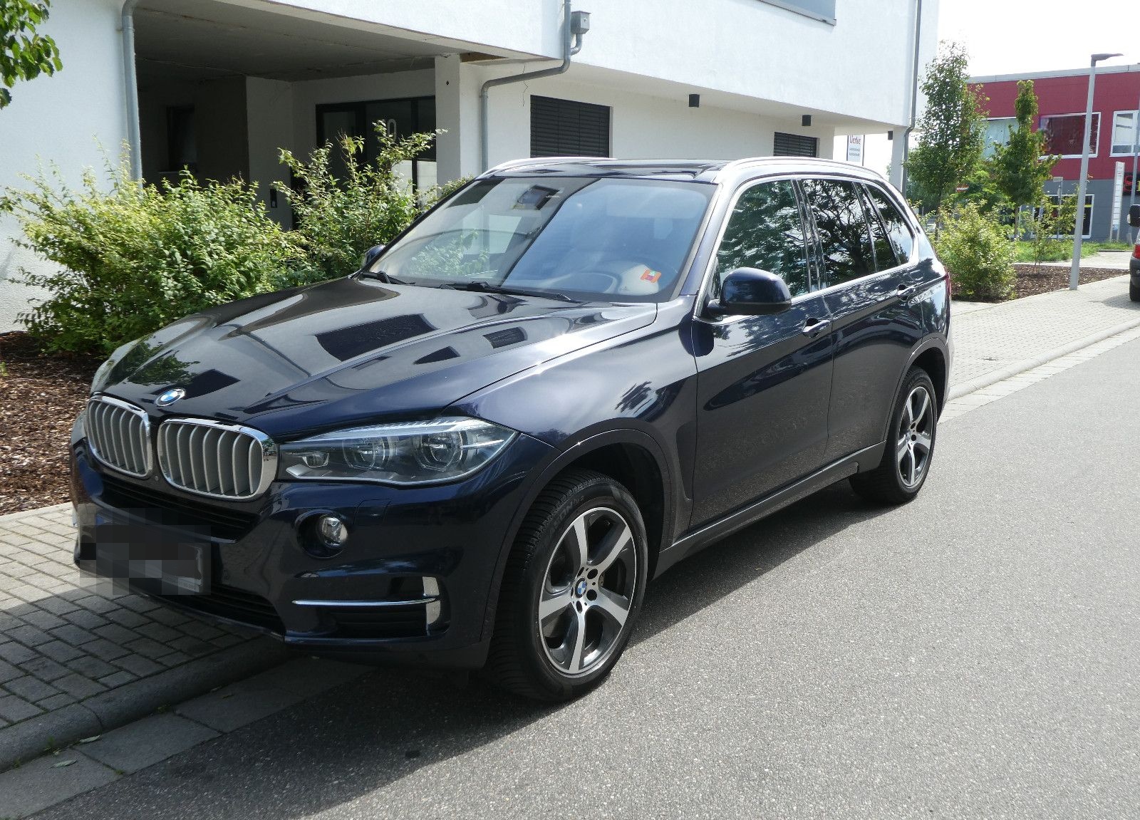 BMW xDrive 40 d LEDER PANORAMADACH AUTOMATIK foto 2