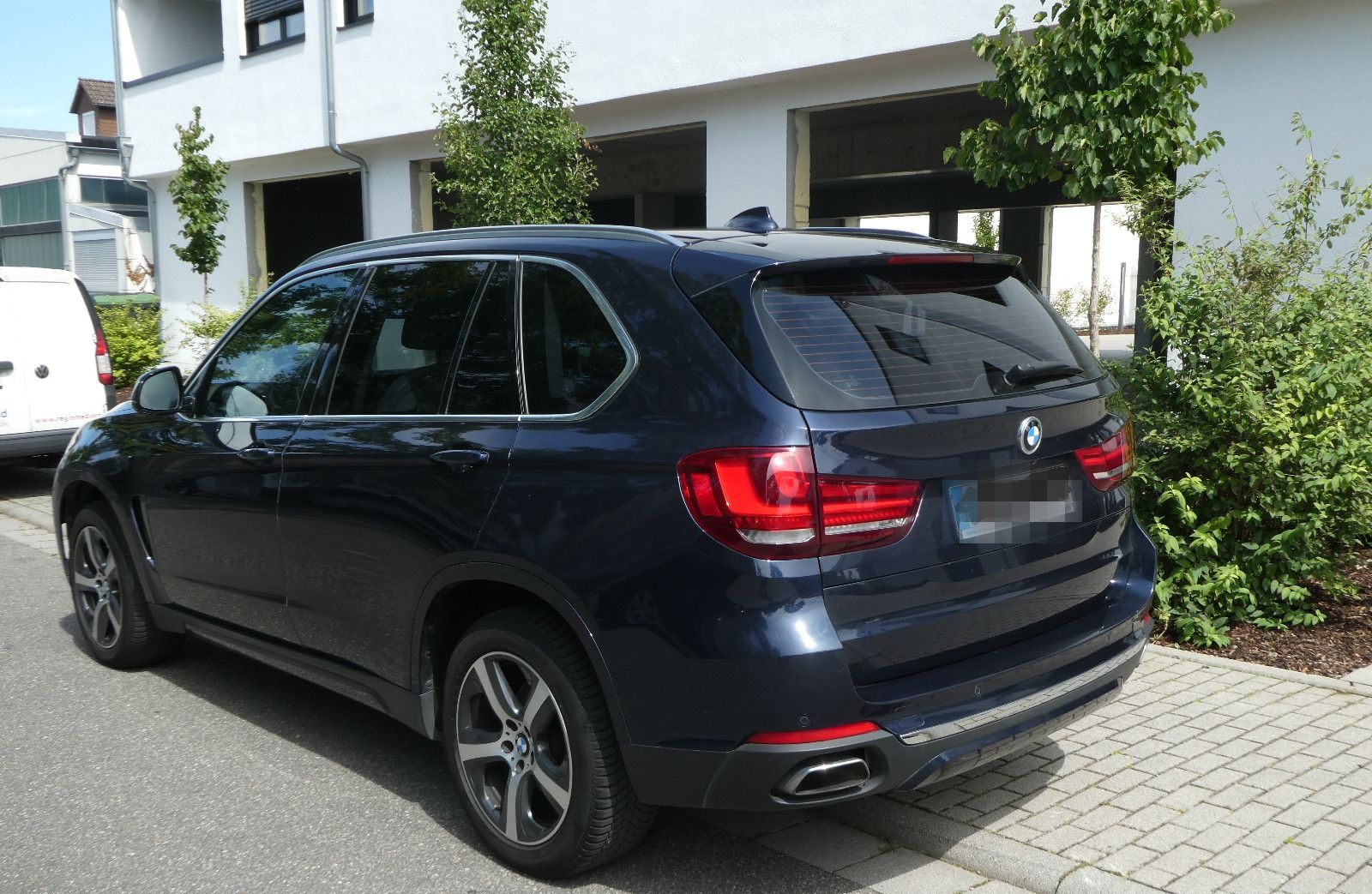 BMW xDrive 40 d LEDER PANORAMADACH AUTOMATIK foto 5