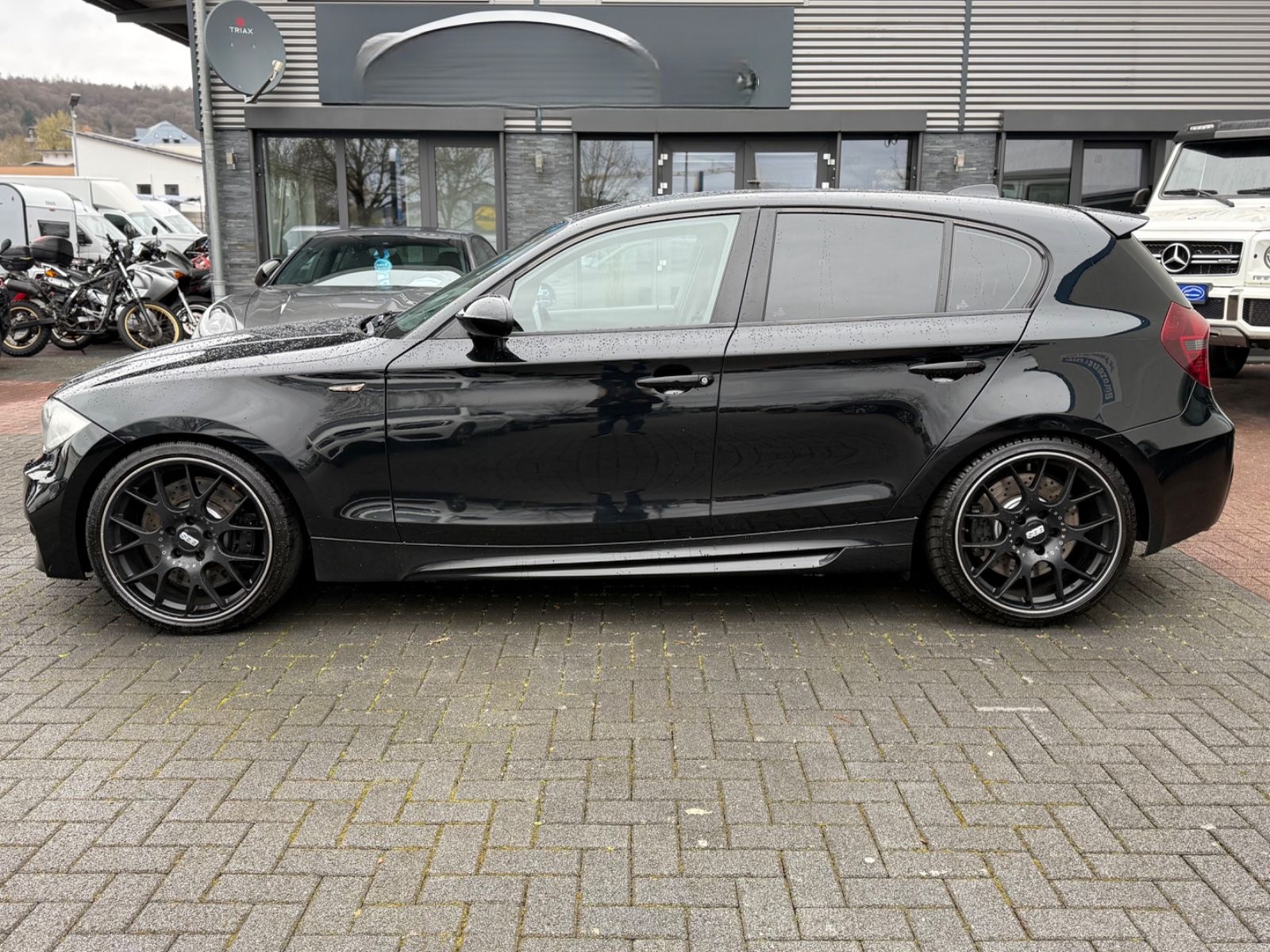 BMW 1er M1 *V8 *420PS *1OF1 foto 2