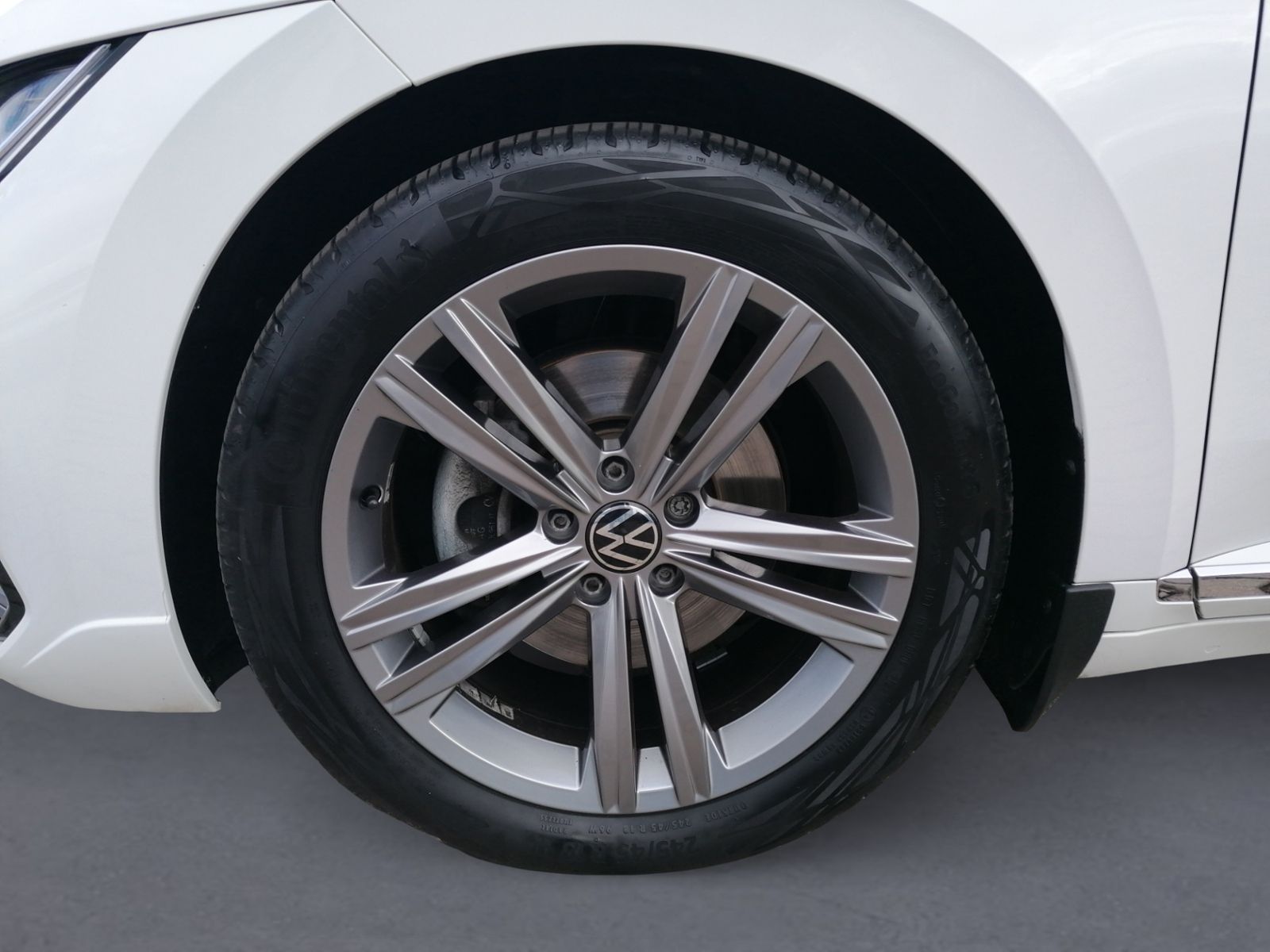 Volkswagen Arteon Shooting Brake 2.0 TDI DSG 4M R Line foto 10