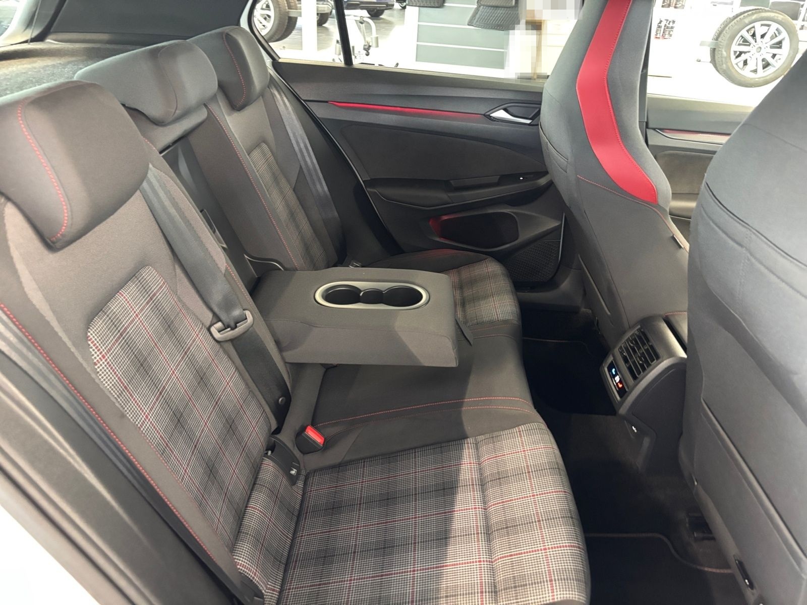 Volkswagen Golf GTI DSG NAVI KAMERA APP foto 15