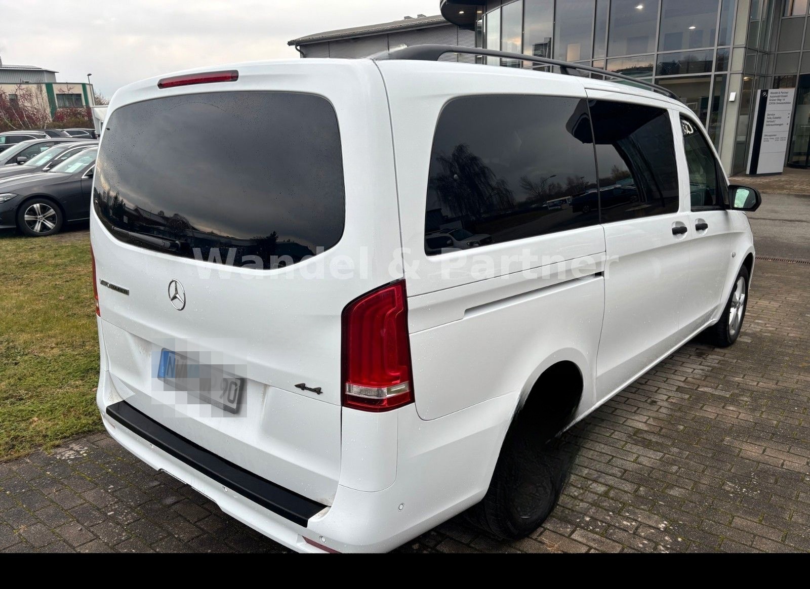 Mercedes-Benz Vito Tourer 114 4x4 lang foto 6