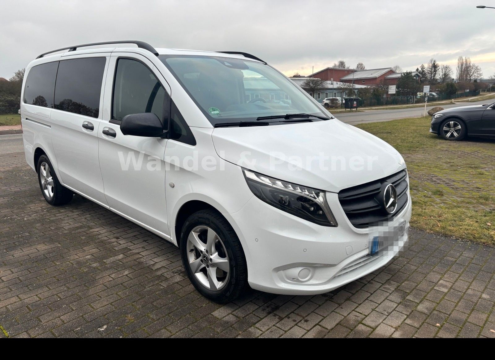 Mercedes-Benz Vito Tourer 114 4x4 lang foto 8
