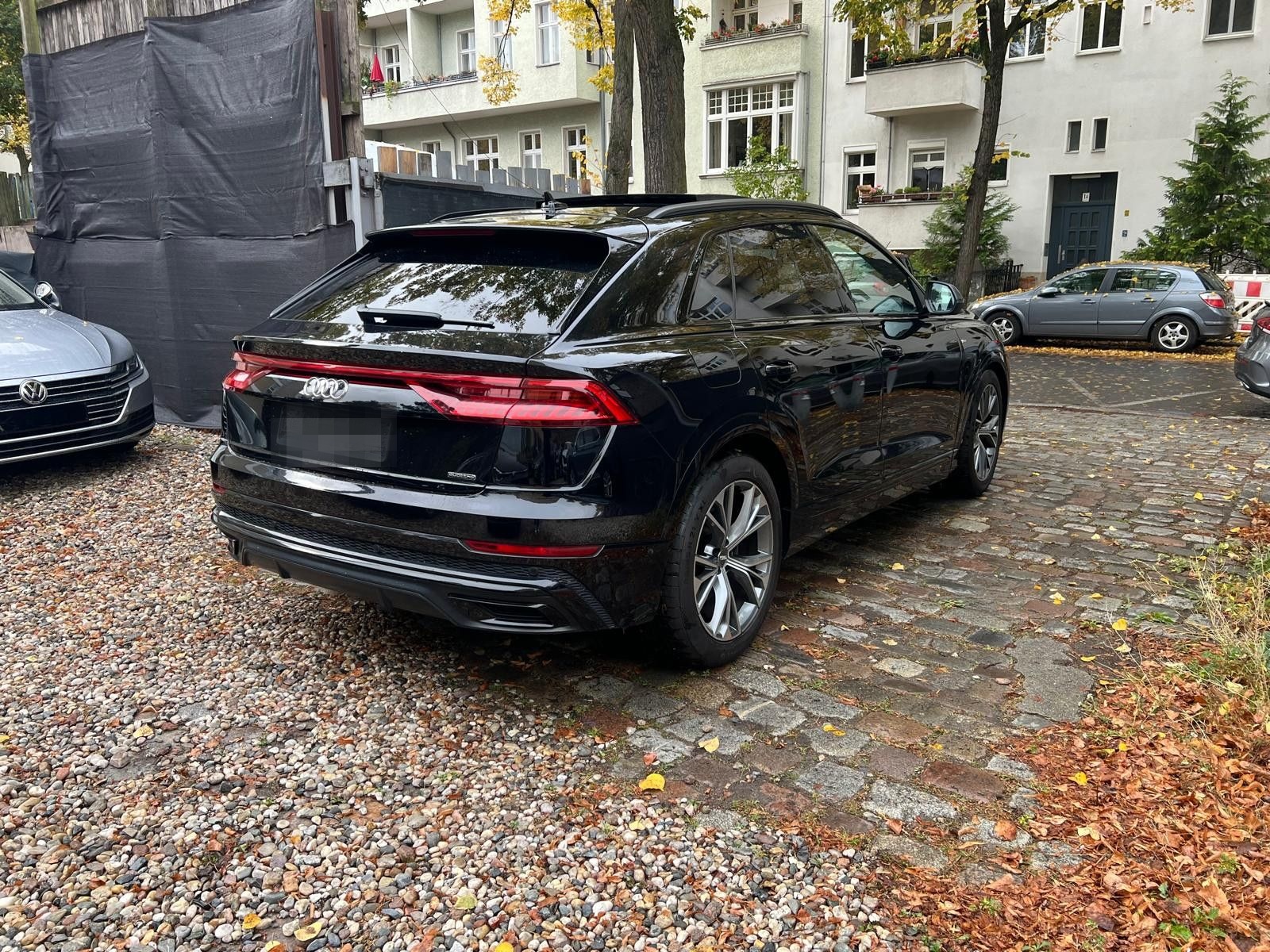 Audi Q8 50 TDI quattro S-Line Aut. Pano. Leder foto 4