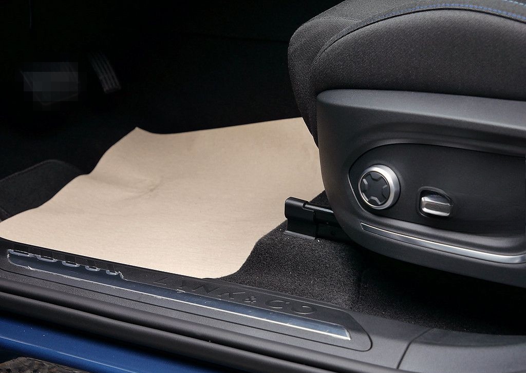 Lynk&Co 01 Plug-In-Hybrid *360 °Kamera **UPE 46.000€* foto 24