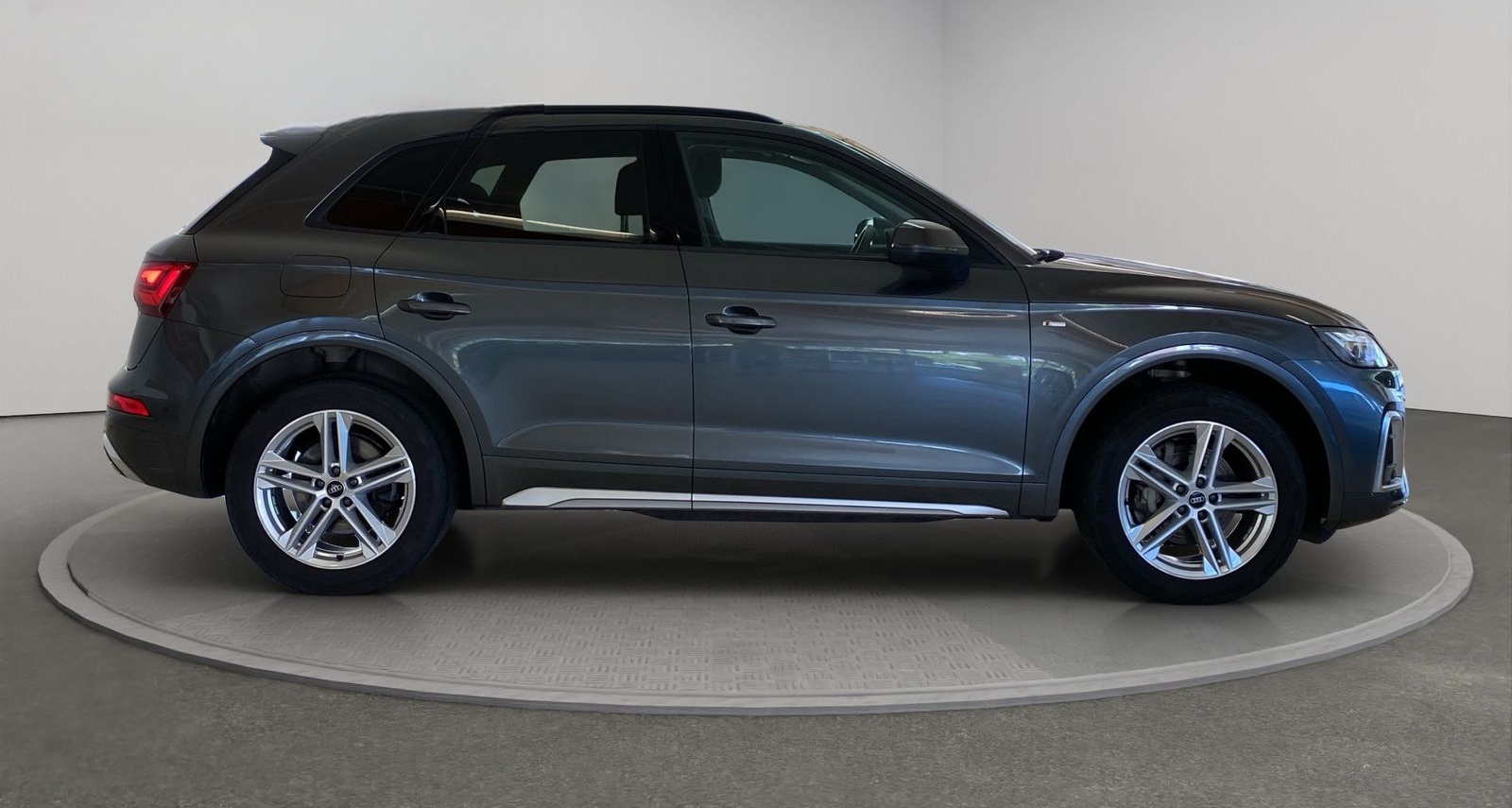 Audi Q5 S line 40 TDI quattro S tronic (Pano.Kamera.N foto 5